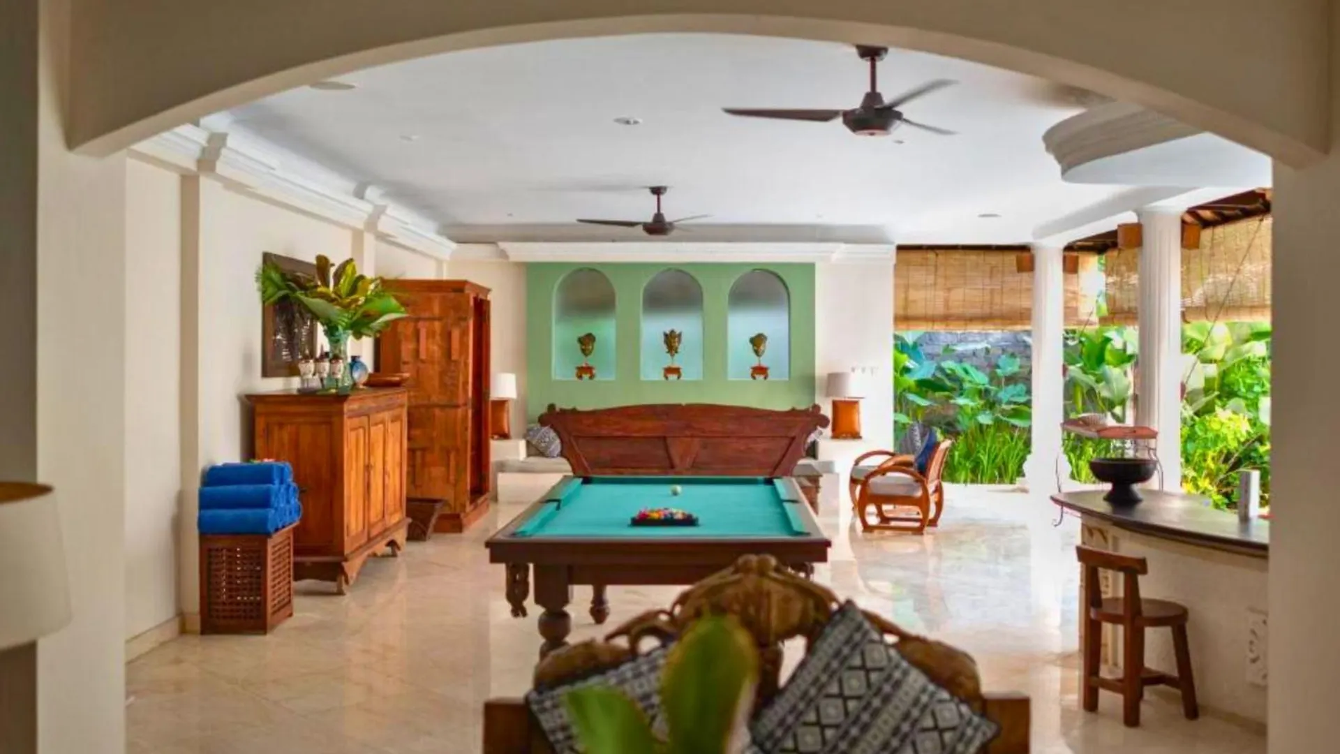 Onkita 4 Bedroom Private Pool Villa Zn254 Seminyak  Indonesia